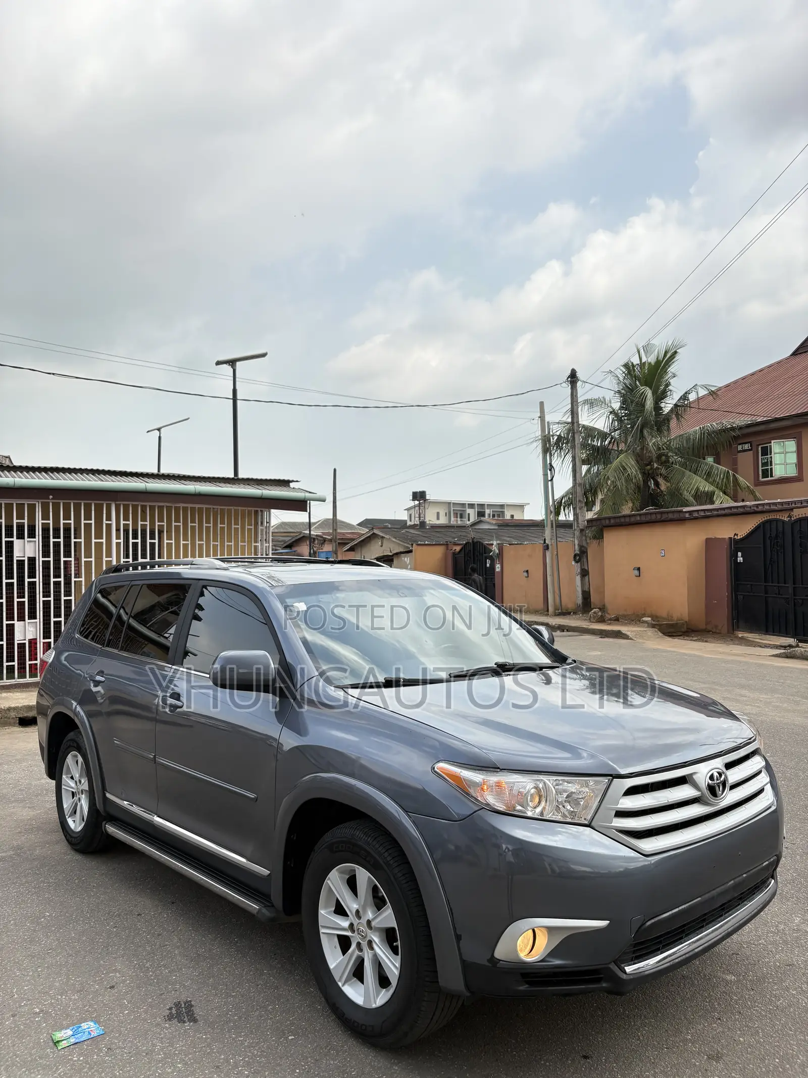 Toyota Highlander Limited 2012 Gray