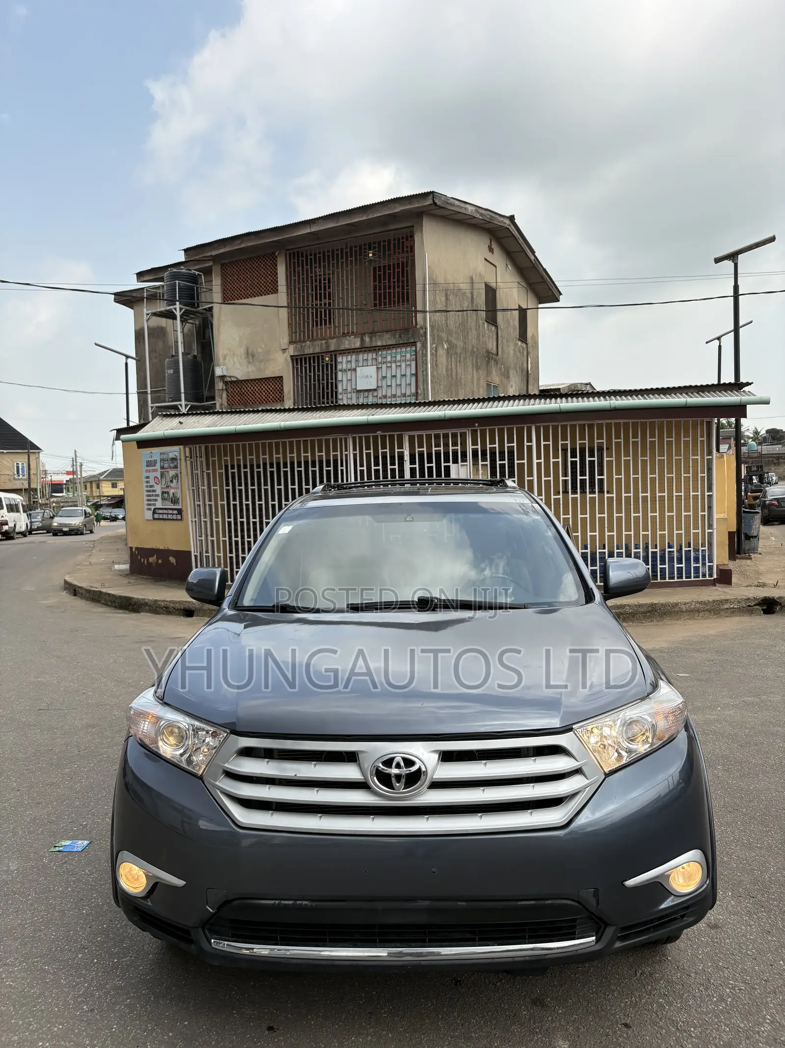 Toyota Highlander Limited 2012 Gray