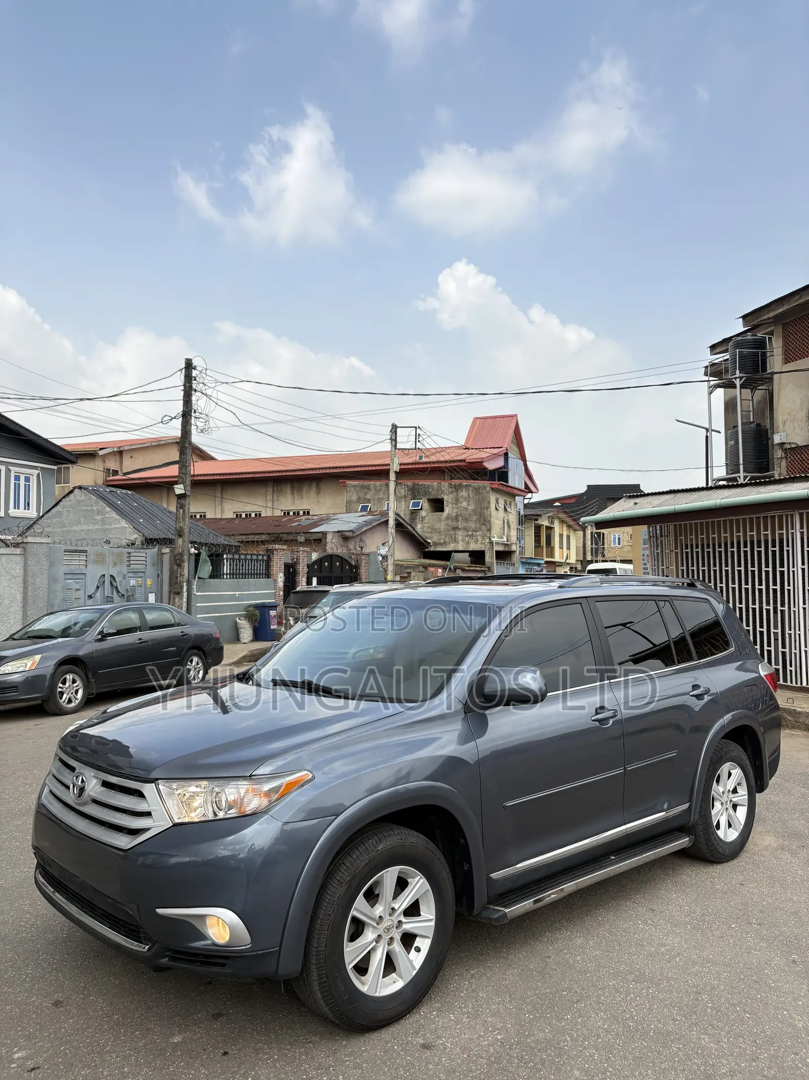 Toyota Highlander Limited 2012 Gray