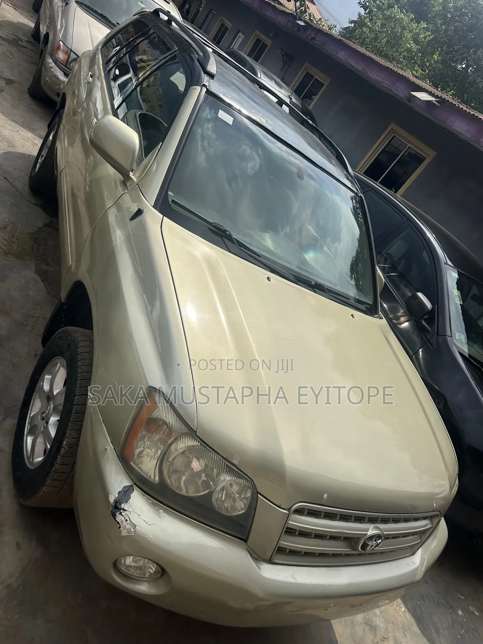 Toyota Highlander 2004 Gold