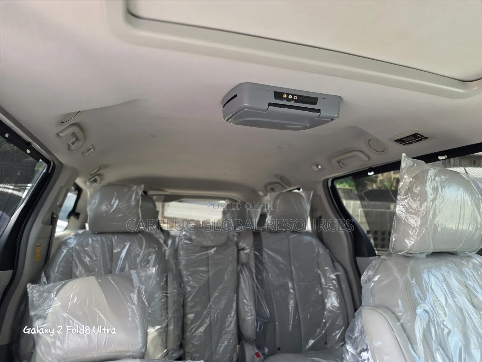 Toyota Sienna XLE 7-Passenger 4dr Minivan AWD (3.5L 6cyl 6A) 2014 White