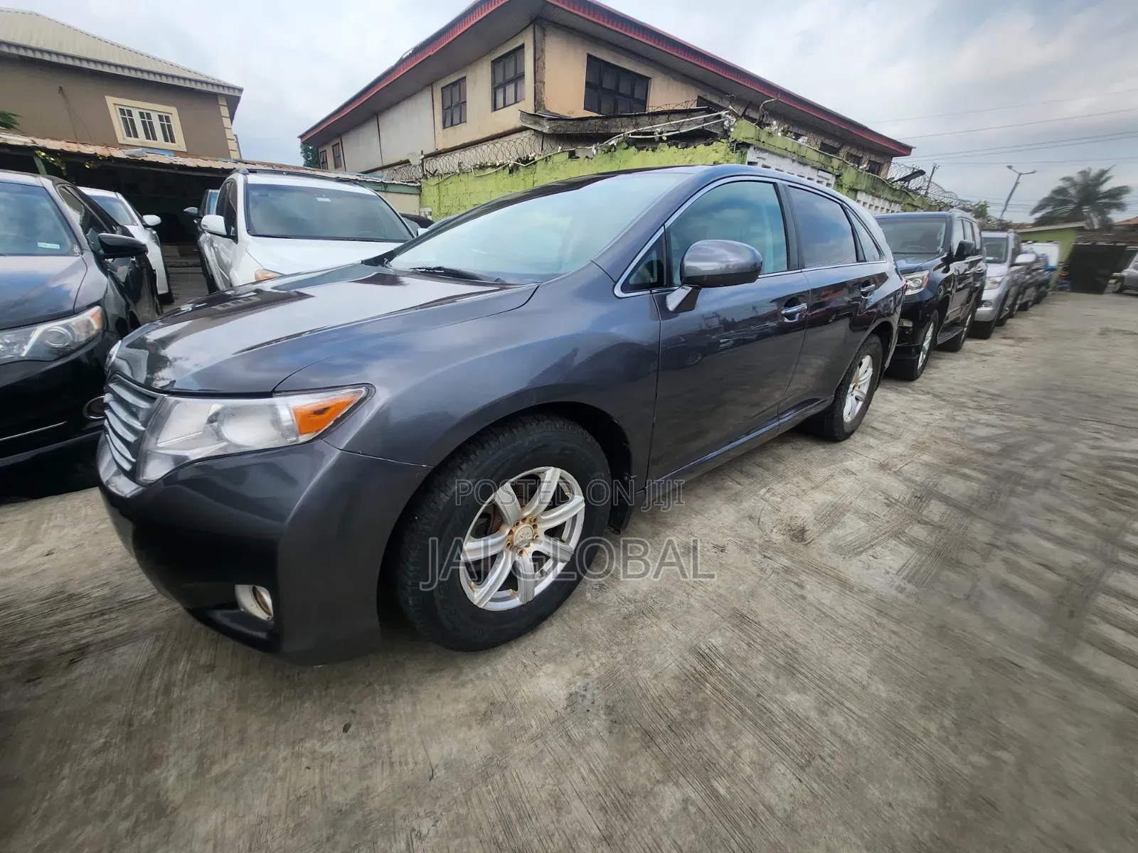 Toyota Venza XLE 2010 Gray