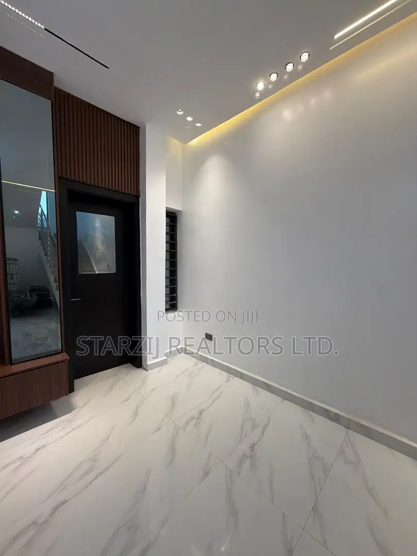 4bdrm Duplex in Wuye for sale