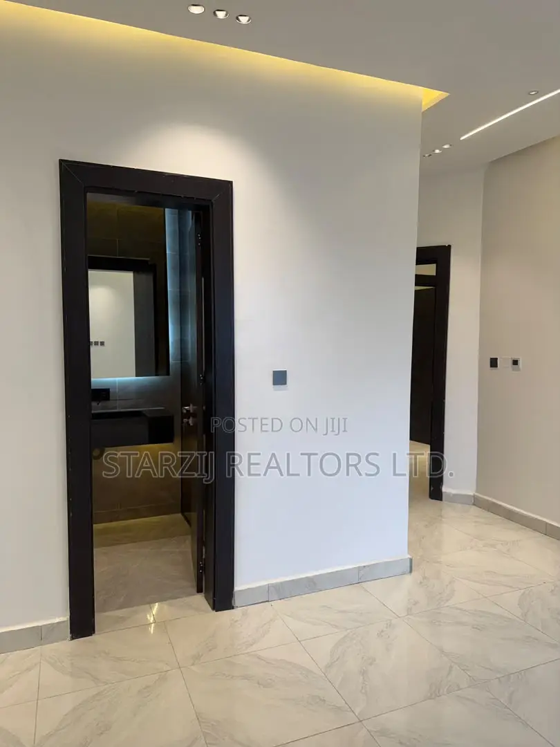 4bdrm Duplex in Wuye for sale