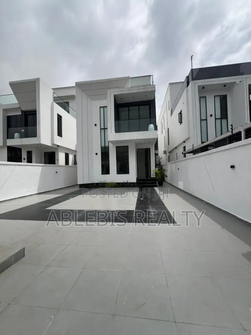 5bdrm Duplex in Lekki for sale
