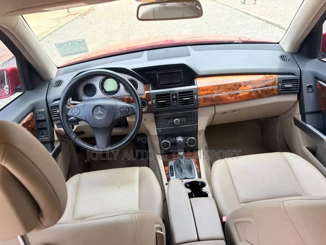 Mercedes-Benz GLK-Class 350 4MATIC 2010 Red