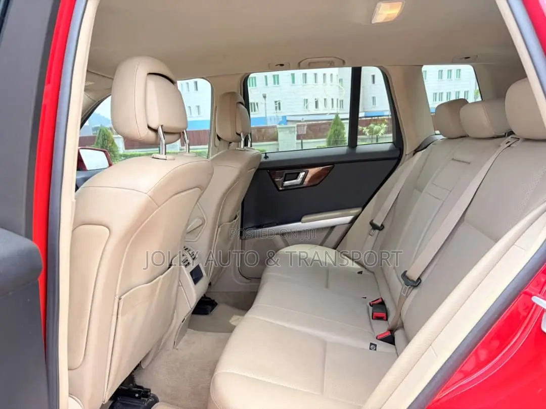 Mercedes-Benz GLK-Class 350 4MATIC 2010 Red