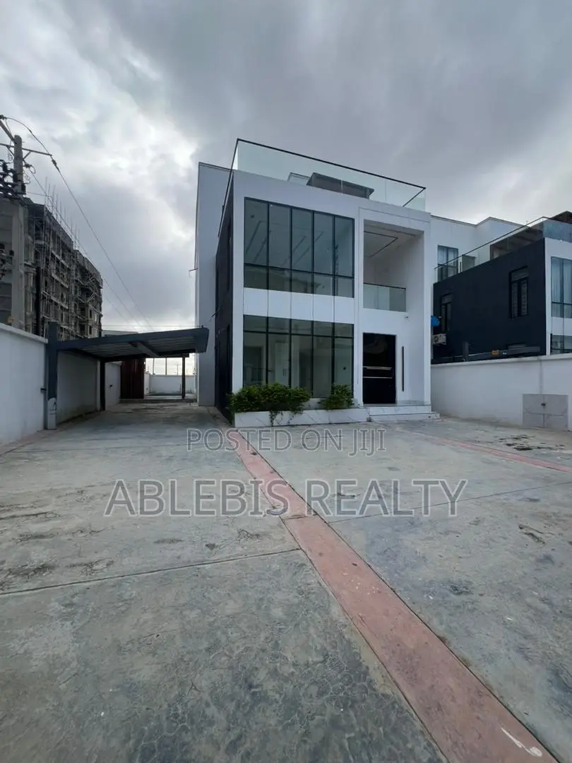5bdrm Duplex in Lekki for sale