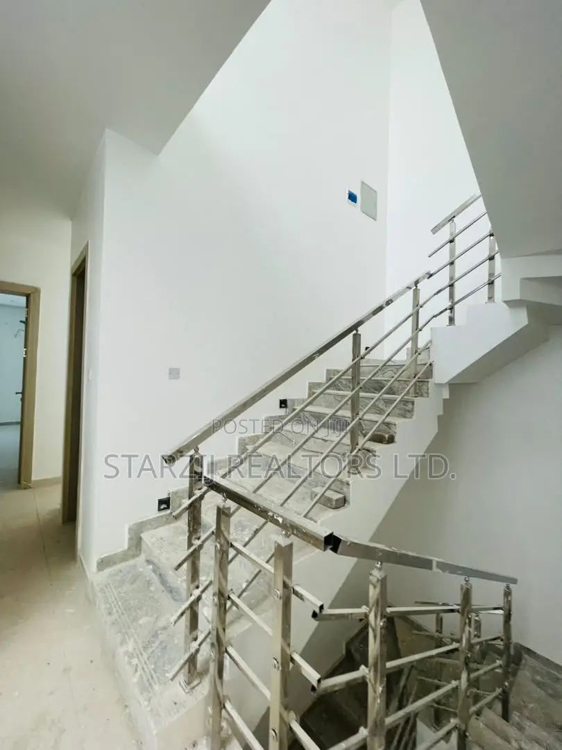 4bdrm Duplex in Wuye for sale