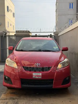 Toyota Matrix S Hatchback AWD (2.4L 4cyl 4A) 2009 Red