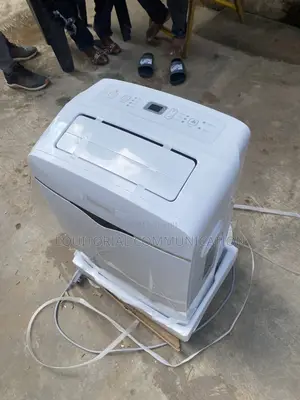 Hisense 1.5hp Non-Inverter Mini Portable Cooling Machine