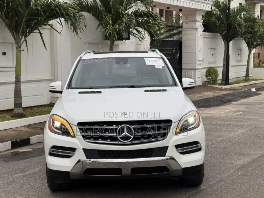 Mercedes-Benz M Class ML350 4MATIC 4dr SUV AWD (3.5L 6cyl 7A) 2014