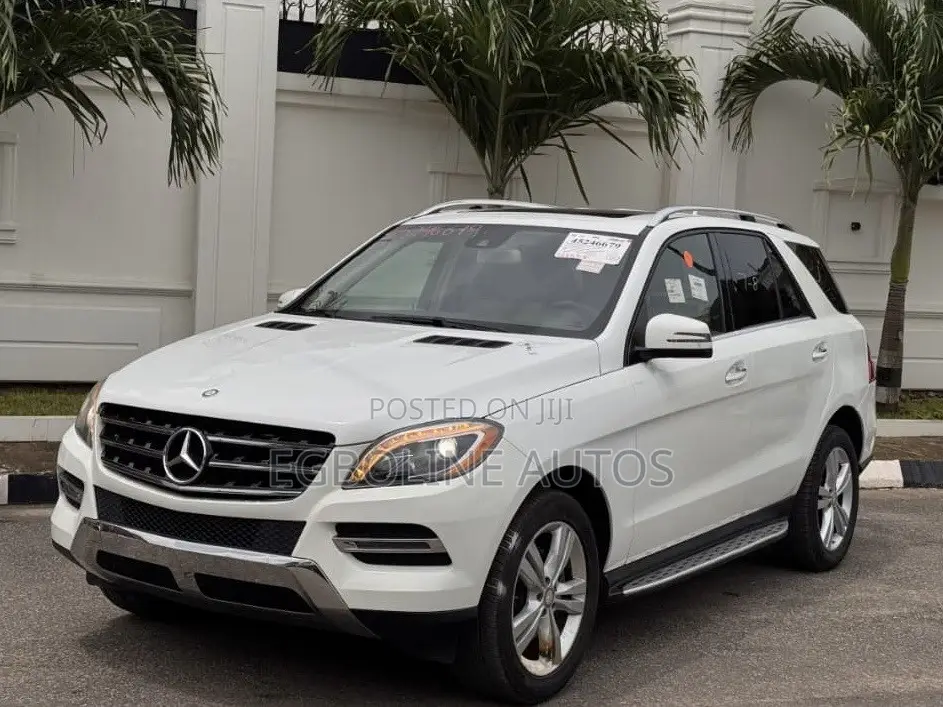 Mercedes-Benz M Class ML350 4MATIC 4dr SUV AWD (3.5L 6cyl 7A) 2014