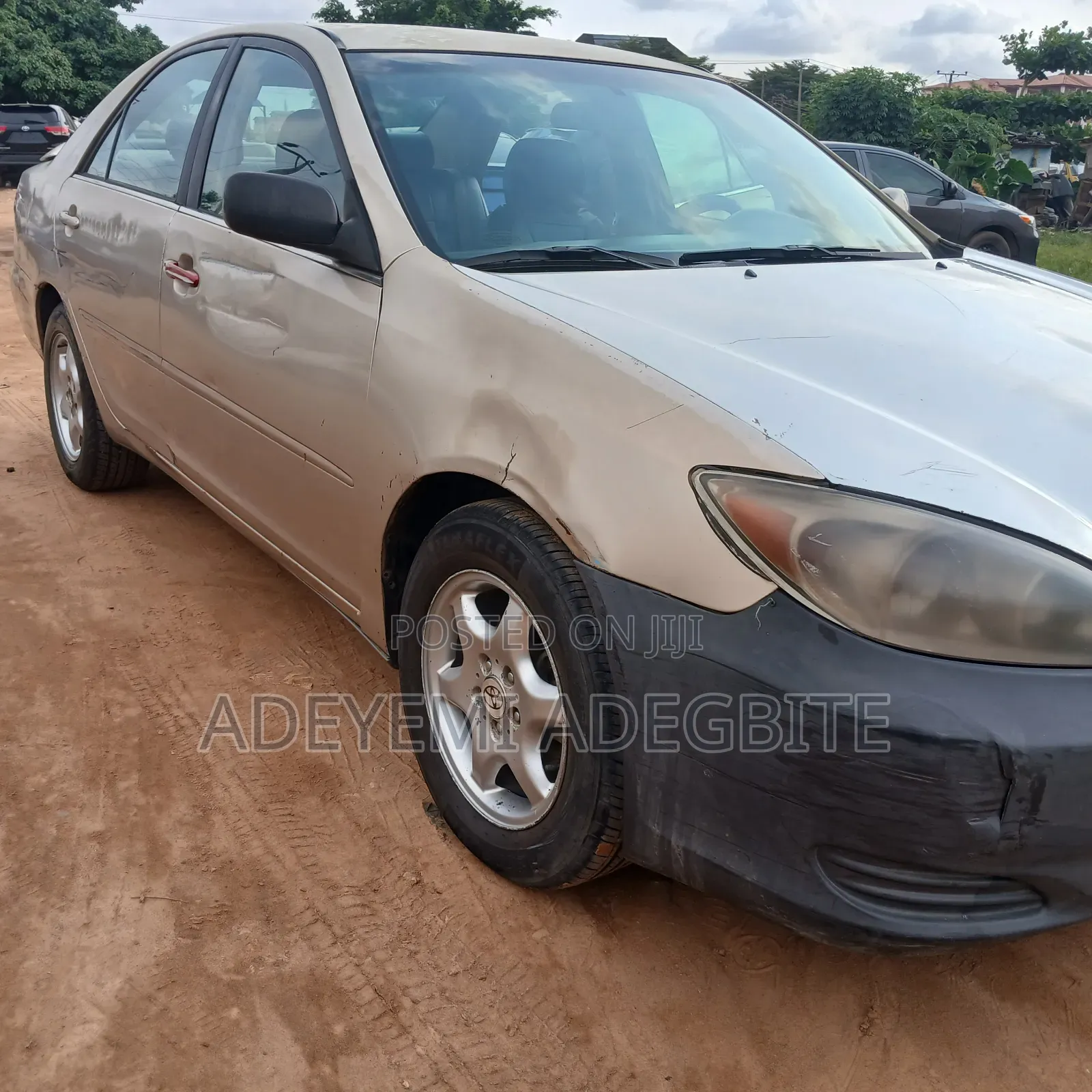 Toyota Camry 2004 Gold