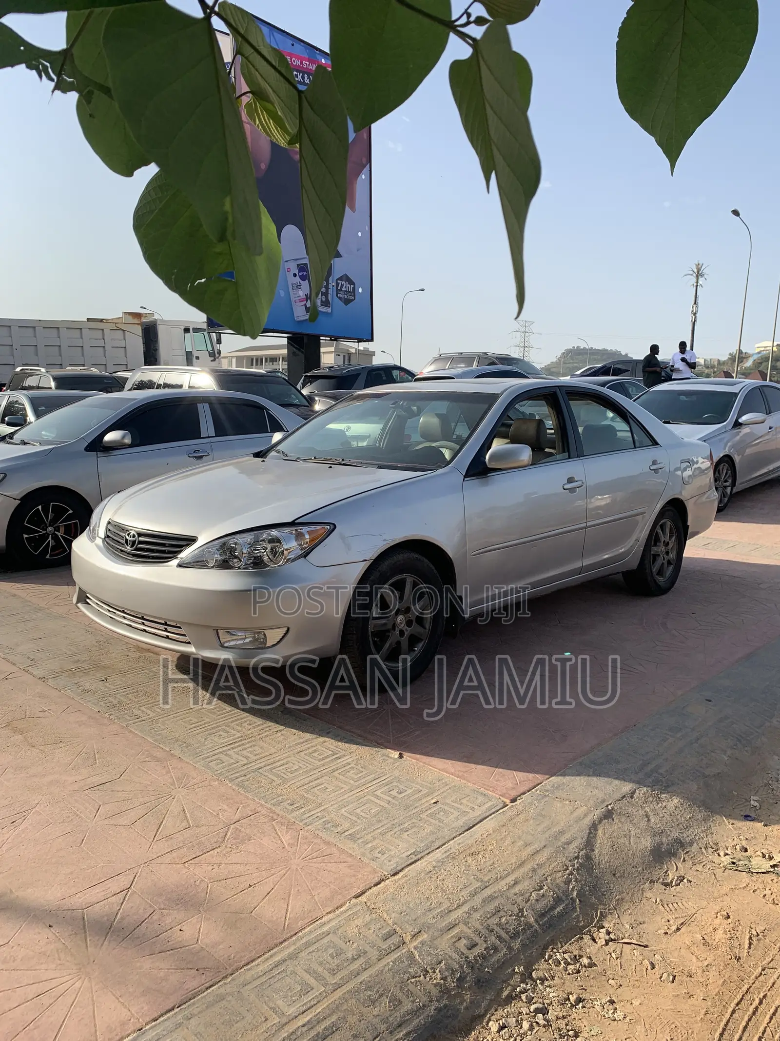 Toyota Camry LE 4dr Sedan (2.4L 4cyl 4A) 2004 Silver