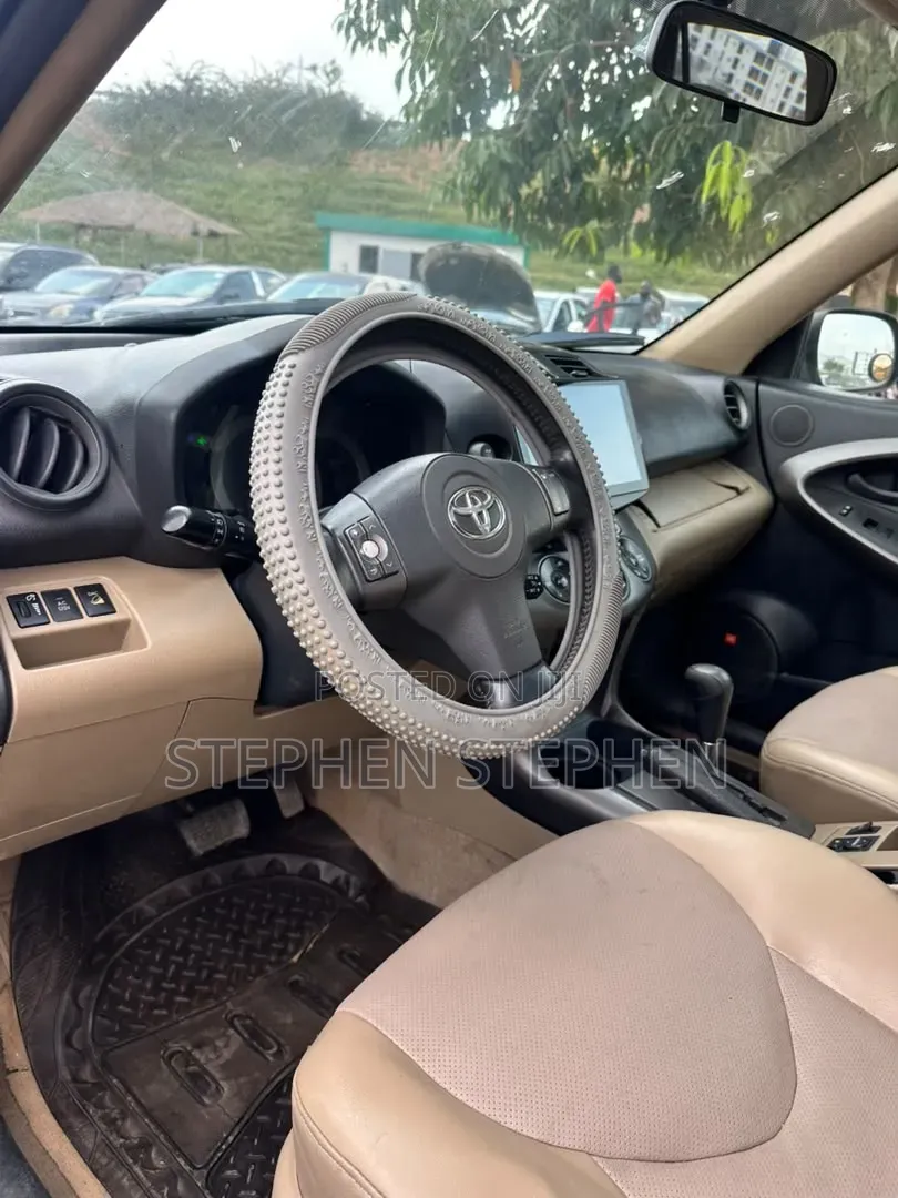 Toyota RAV4 4x4 2009 Brown