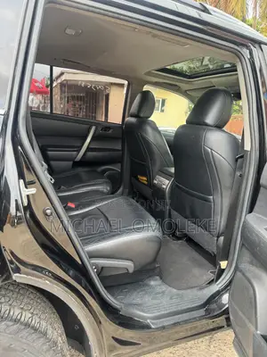 Toyota Highlander 2011 Black