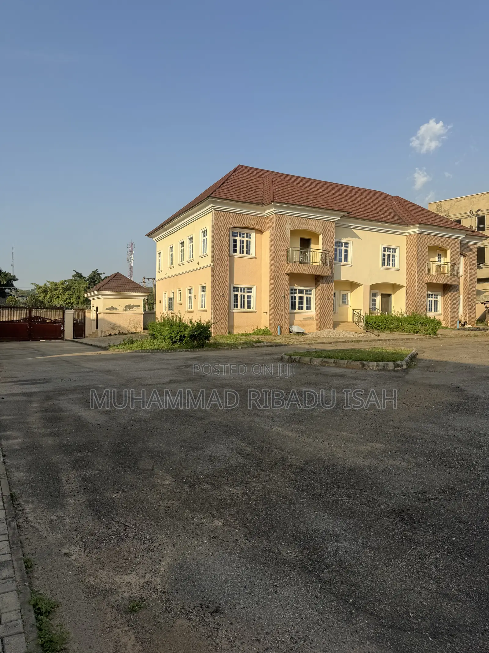 4bdrm Duplex in Naj Court, Life Camp for rent