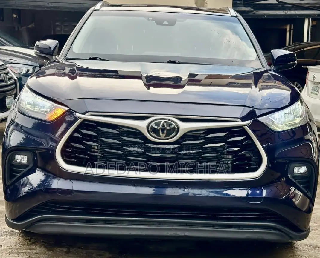 Toyota Highlander XLE AWD 2020 Blue
