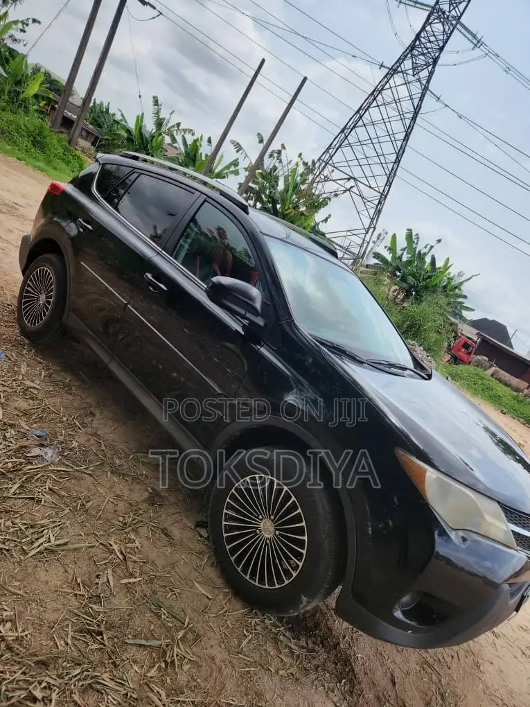 Toyota RAV4 LE 4dr SUV (2.5L 4cyl 6A) 2014 Black
