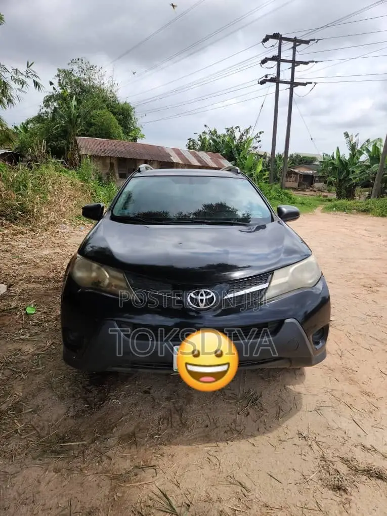 Toyota RAV4 LE 4dr SUV (2.5L 4cyl 6A) 2014 Black