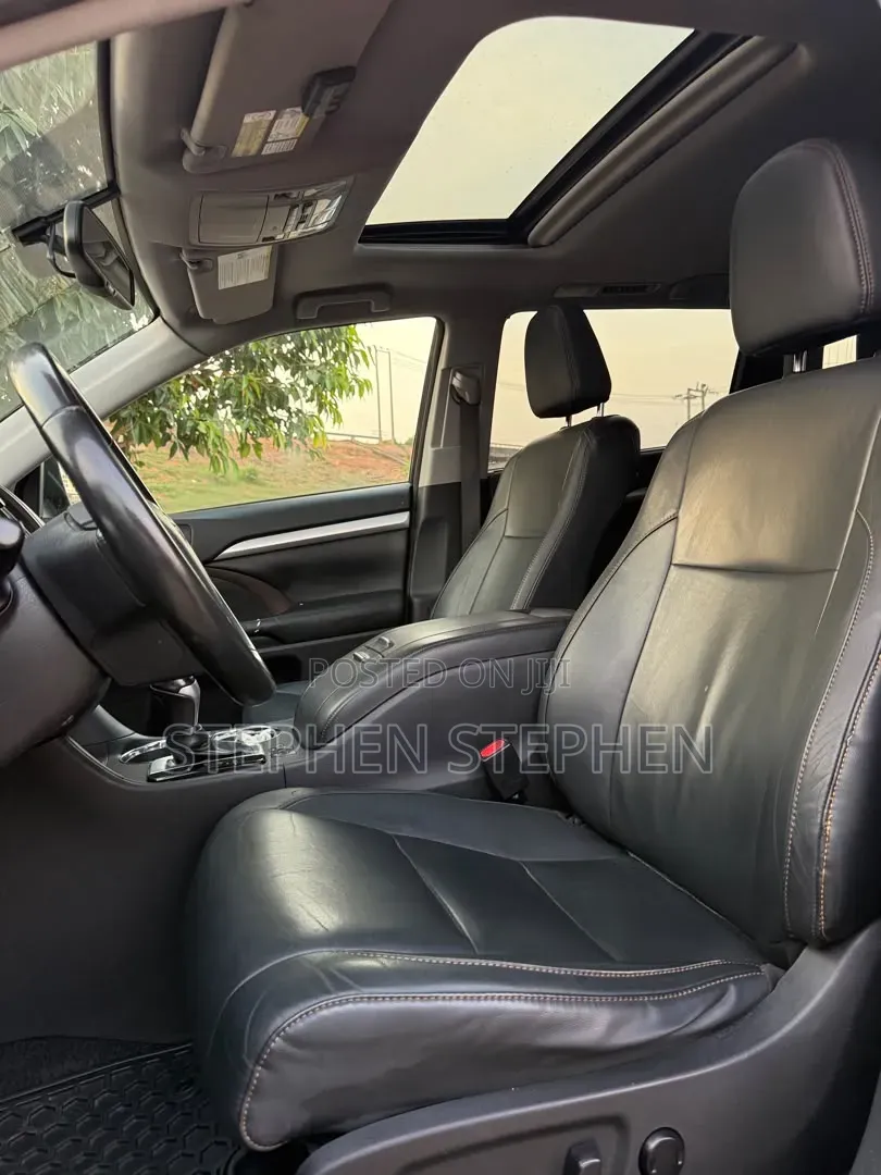 Toyota Highlander XLE 4dr SUV AWD (3.5L 6cyl 6A) 2015 Burgundy