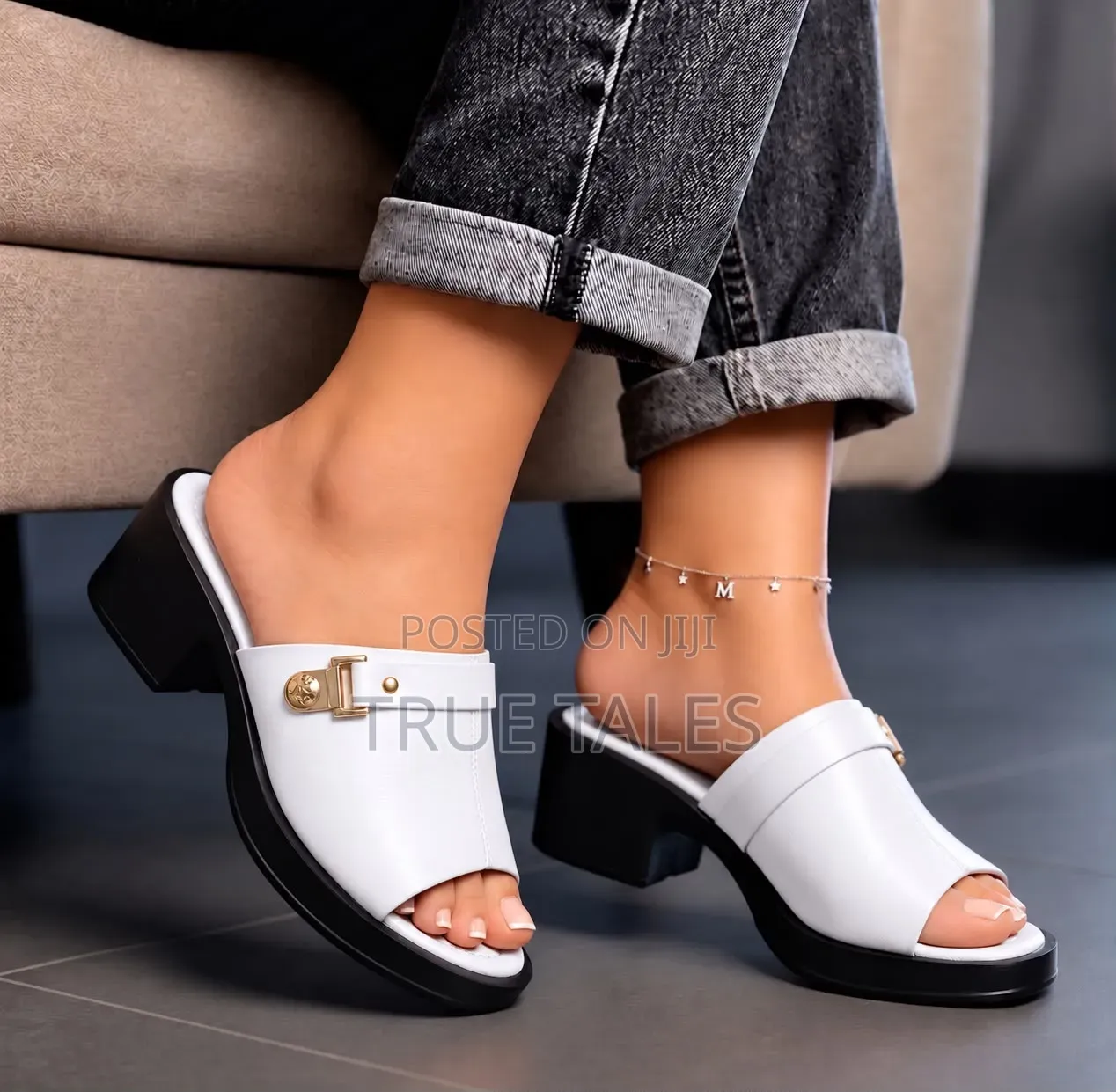 Comfortable Medium Wedge Leather Slippers Sizes 37 to 42. #CHIM