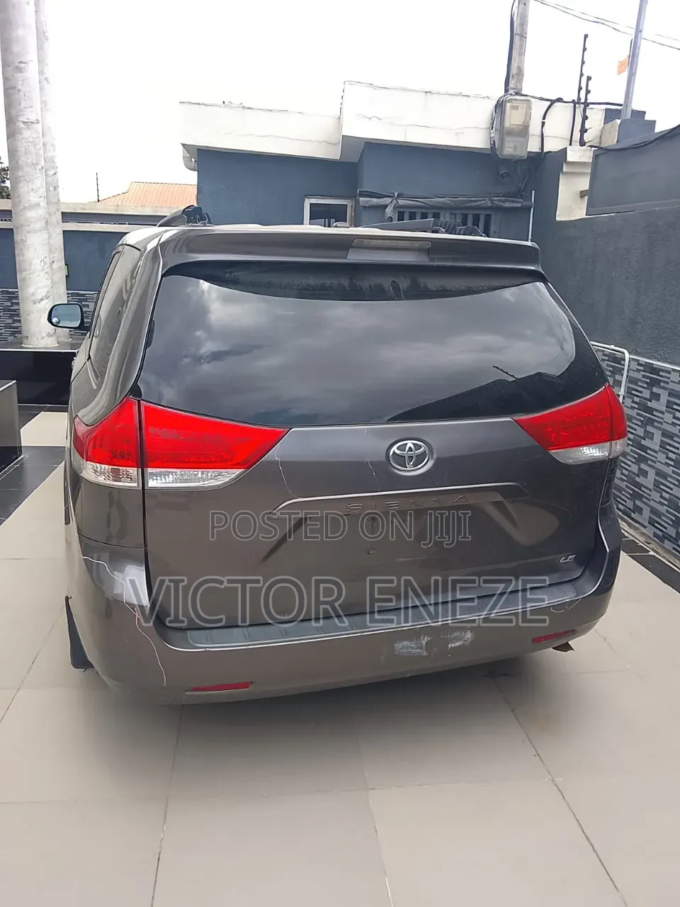 Toyota Sienna 2011 Gray