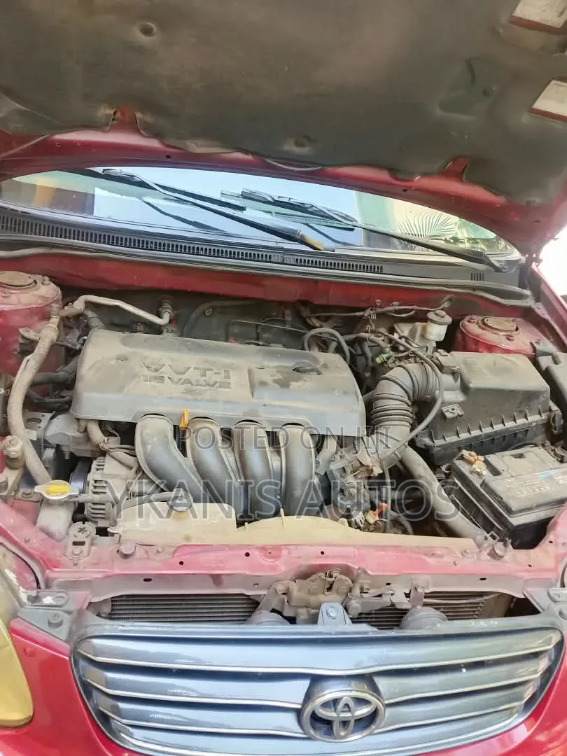 Toyota Corolla LE 2004 Red