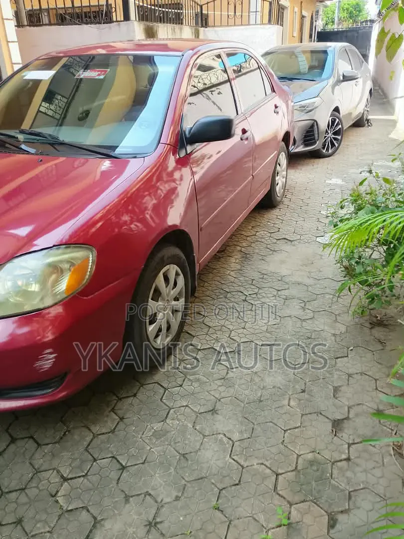 Toyota Corolla LE 2004 Red