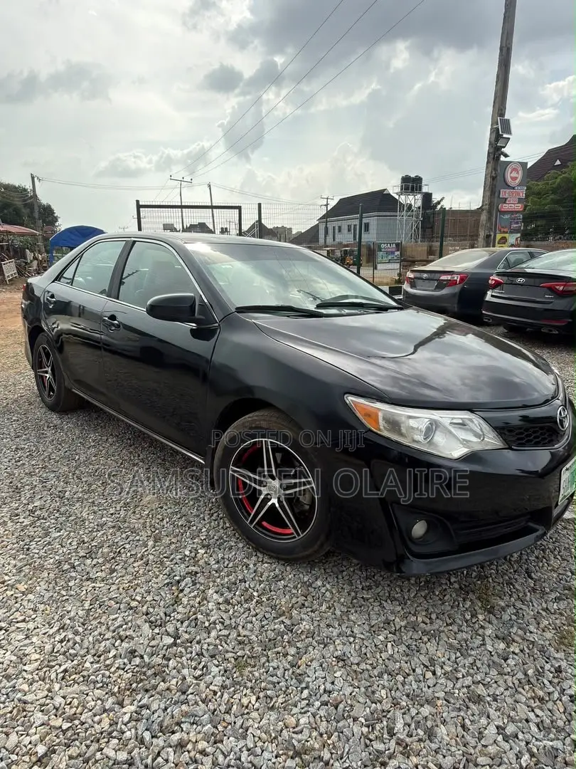 Toyota Camry 2014 Black