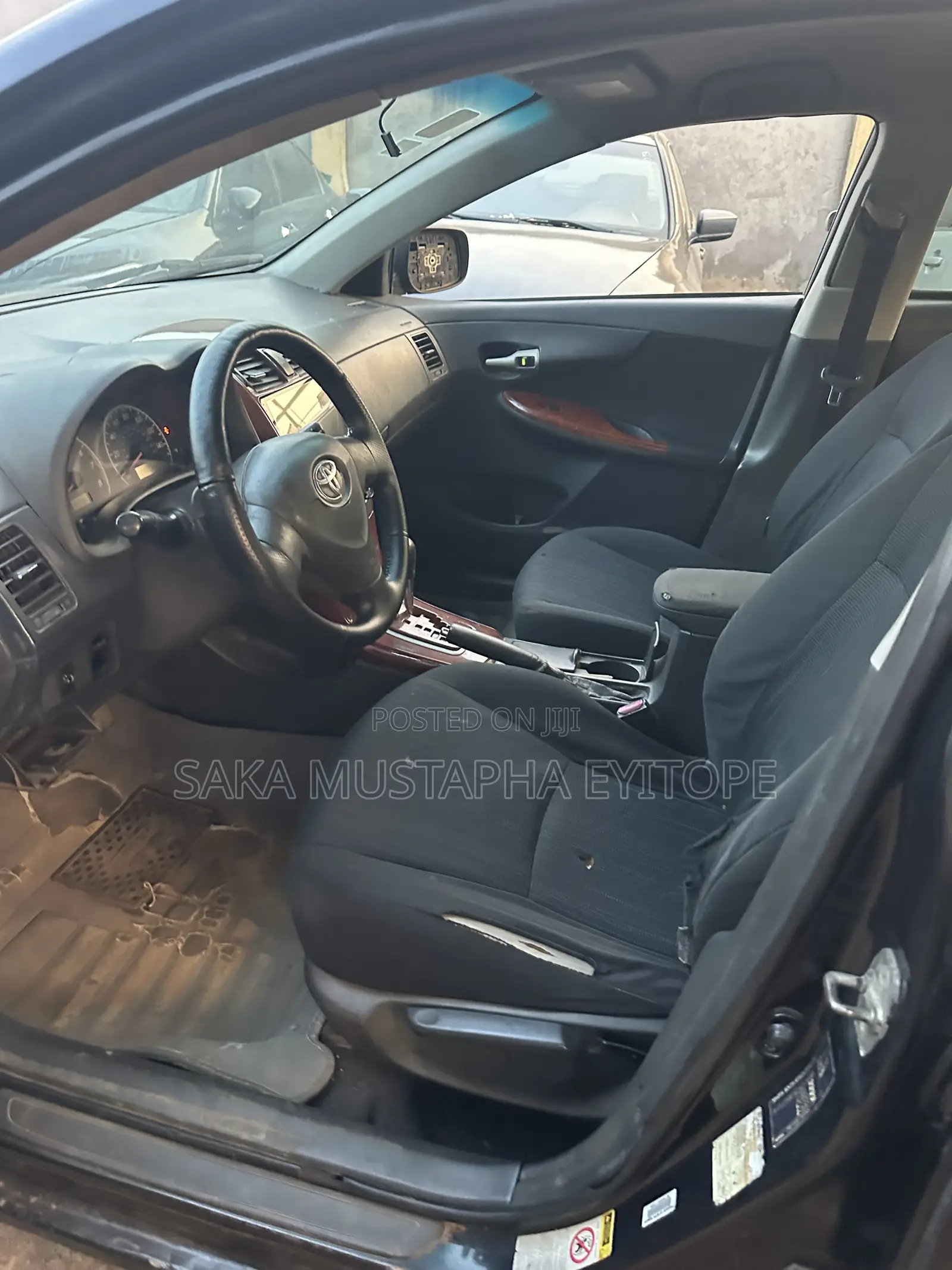 Toyota Corolla LE 4dr Sedan (1.8L 4 cyl 4A) 2009 Black