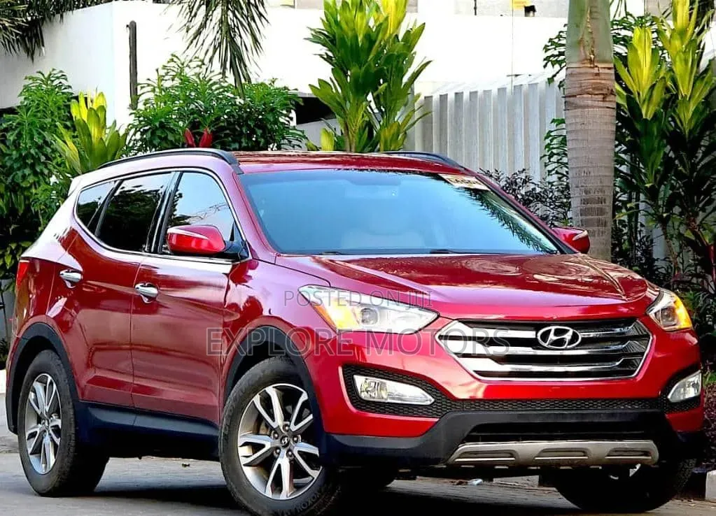 Hyundai Santa Fe 2014 Red