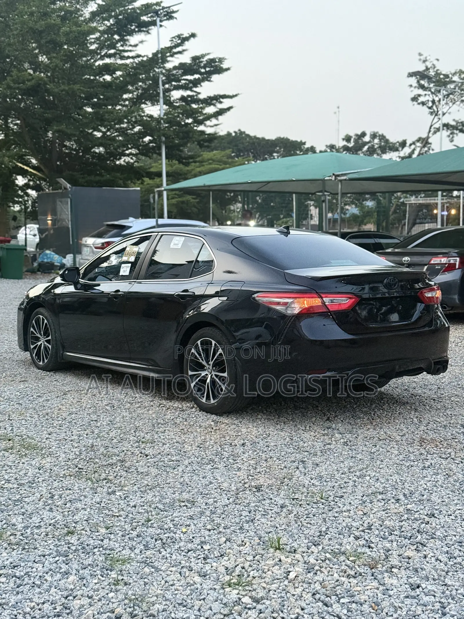 Toyota Camry SE FWD 2020 Black