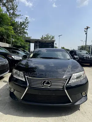 Lexus ES 2014 Black