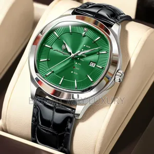 Luxury Poedegar Leather
Strong Luminous 
Sapphire Glass 
Waterproof
