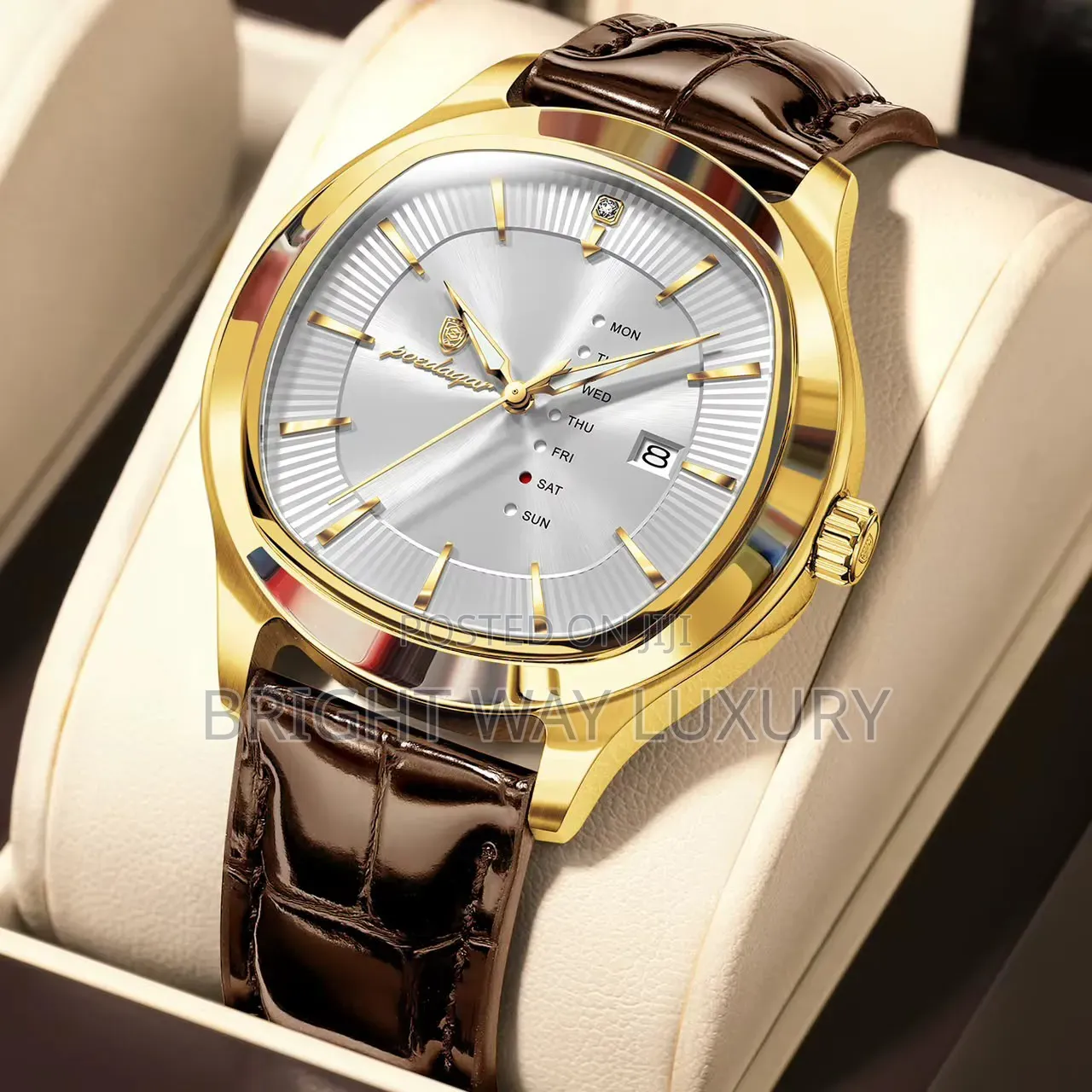 Luxury Poedegar Leather
Strong Luminous 
Sapphire Glass 
Waterproof
