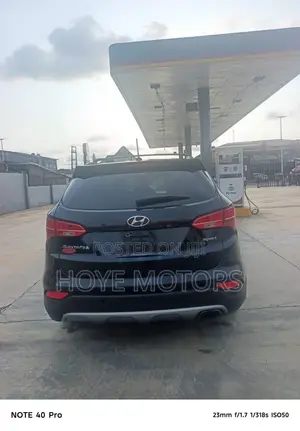 Hyundai Santa Fe 2014 Black