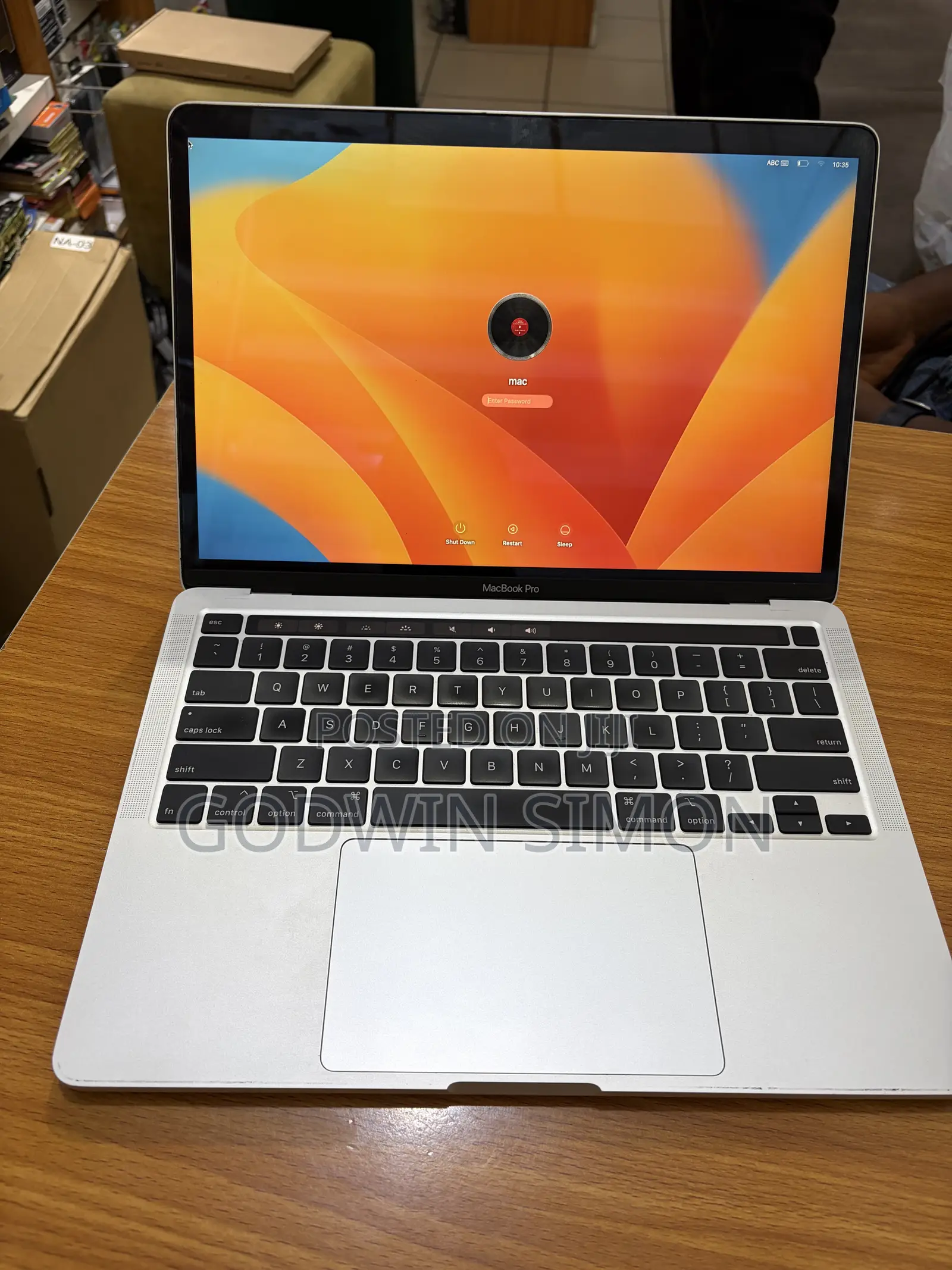 Laptop Apple MacBook Pro 2020 8GB Intel Core i5 SSD 256GB
