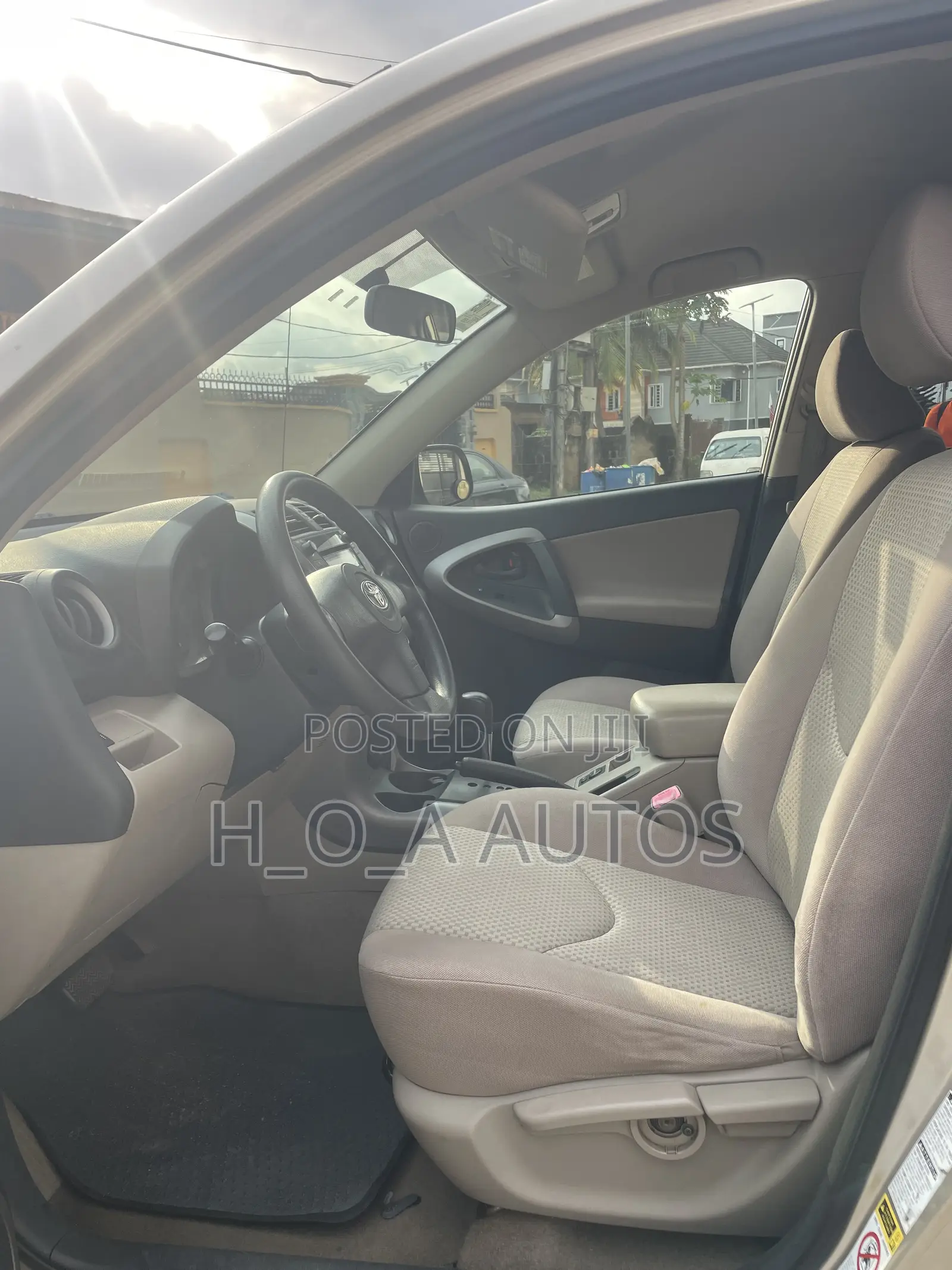 Toyota RAV4 2.4 2008 Gold