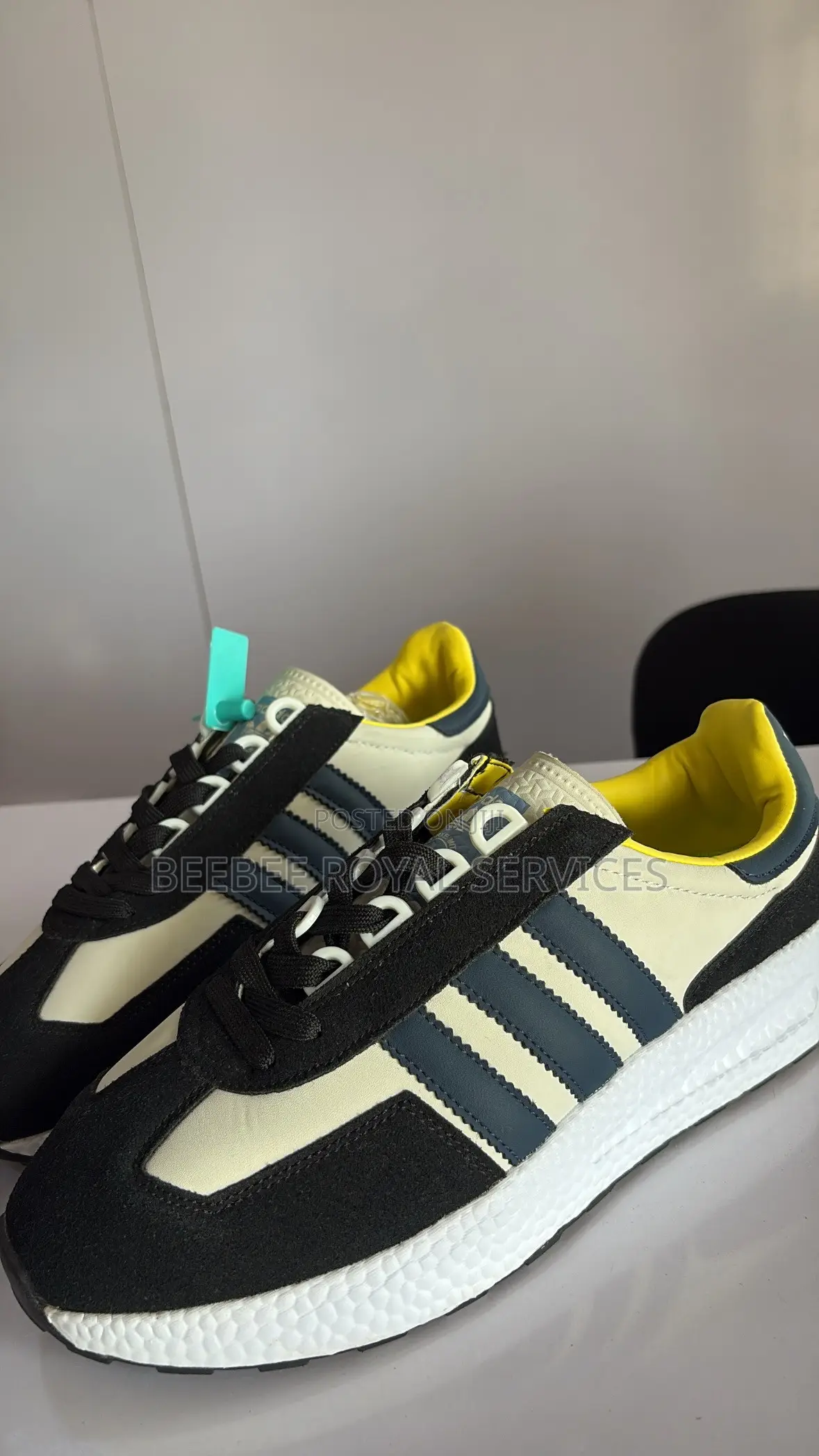 Adidas Retropy E5