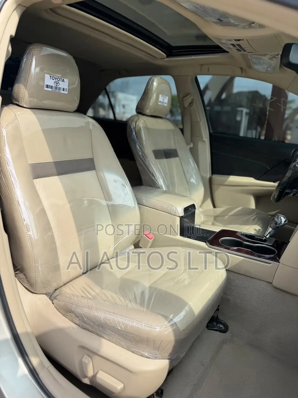 Toyota Camry 2014 Gold
