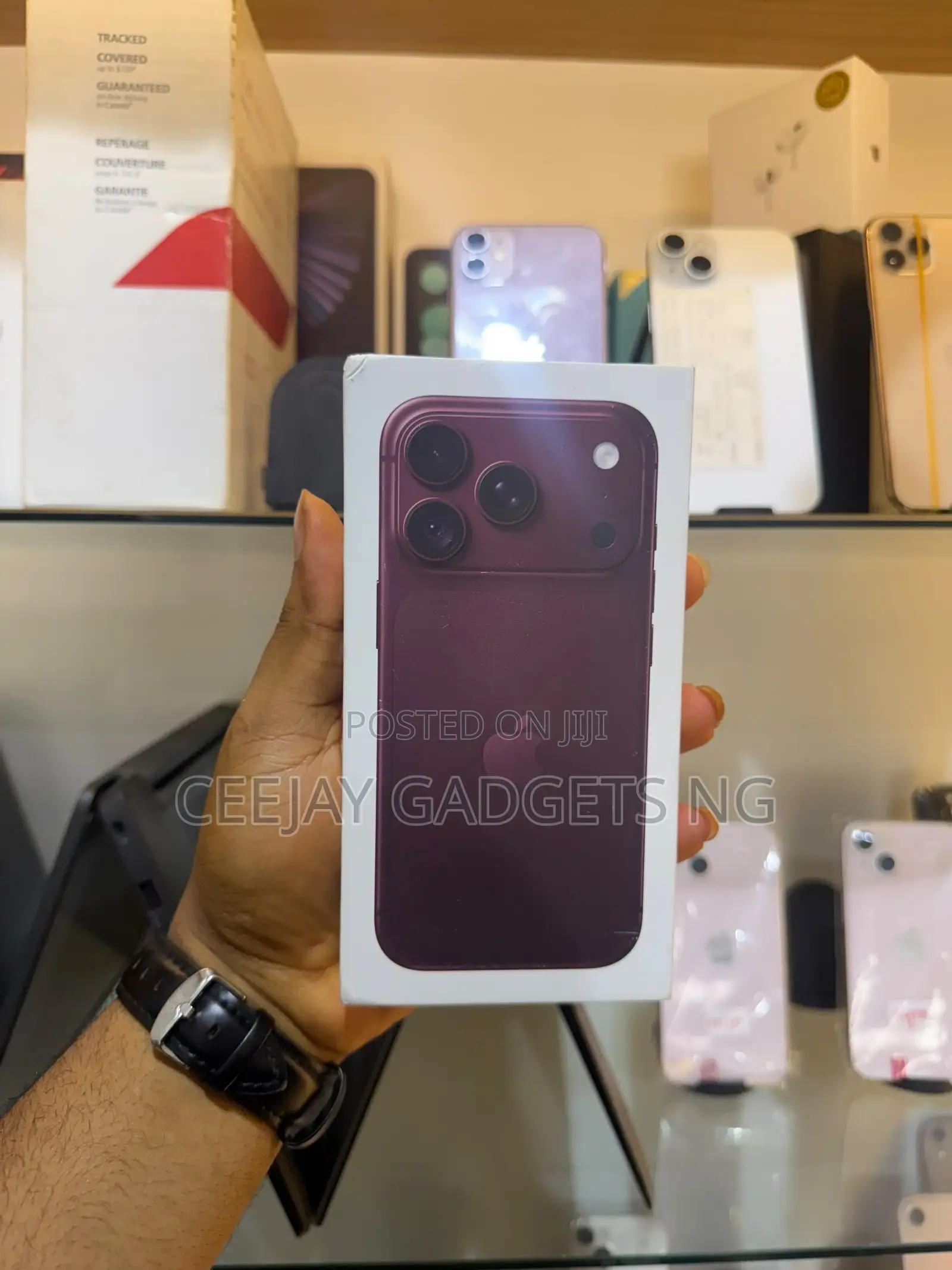 New Apple iPhone 18 Pro 256 GB Red