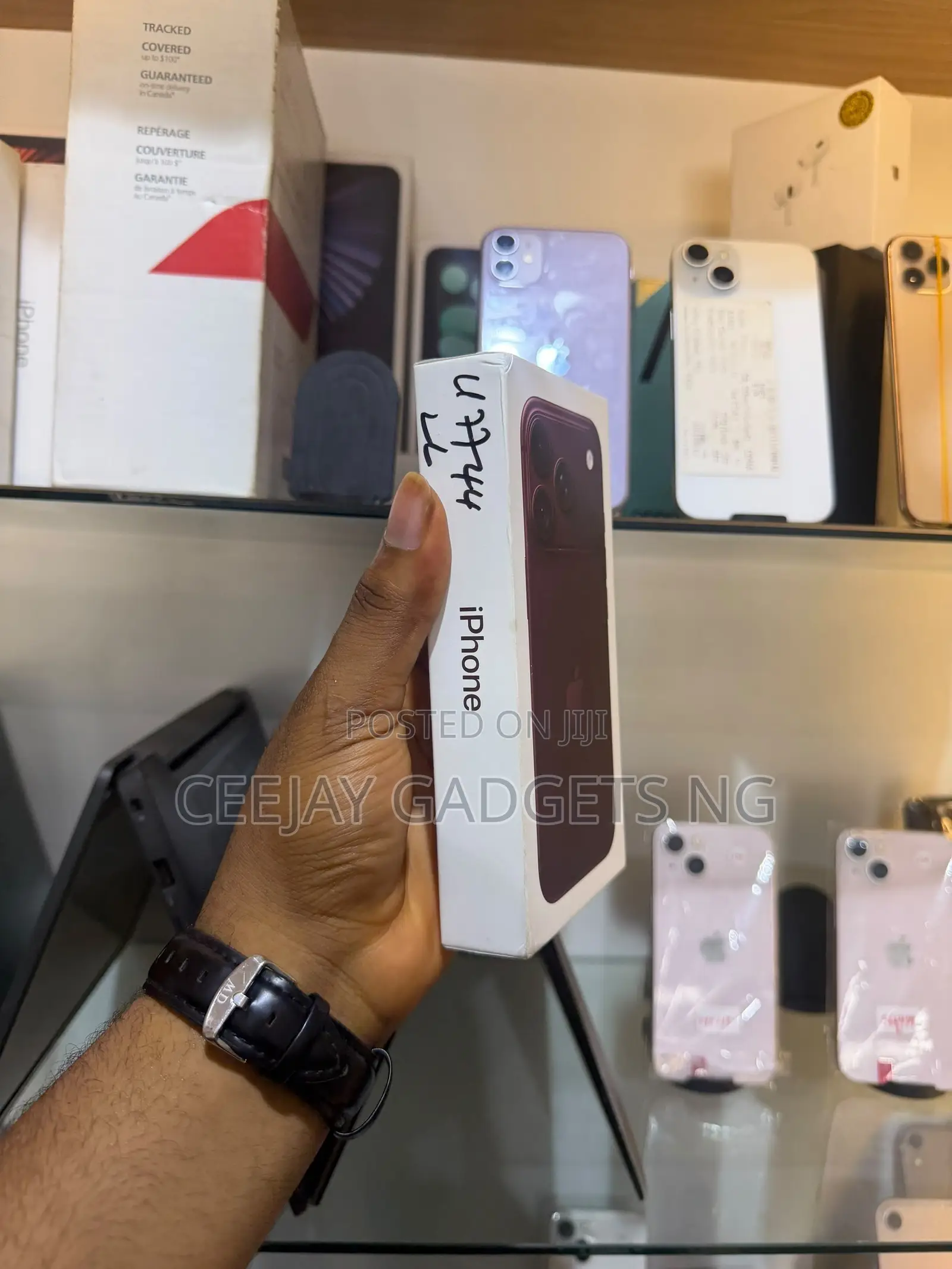New Apple iPhone 18 Pro 256 GB Red