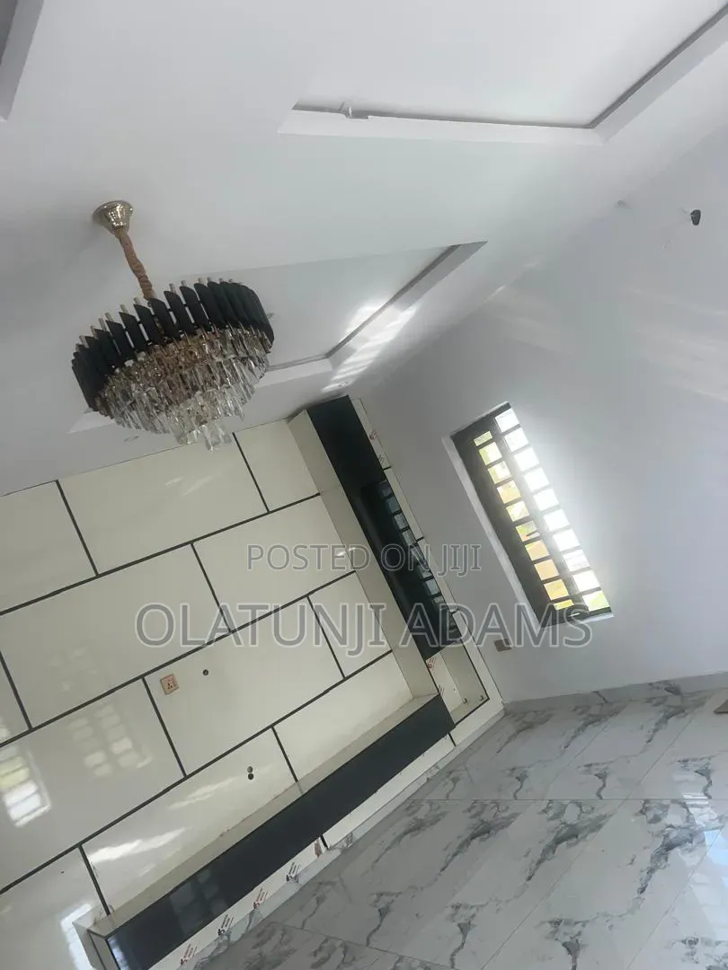 4bdrm Duplex in Elizabeth Royal, Osogbo for sale