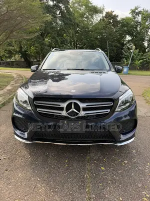 Mercedes-Benz GLE-Class GLE 350 2017 Blue