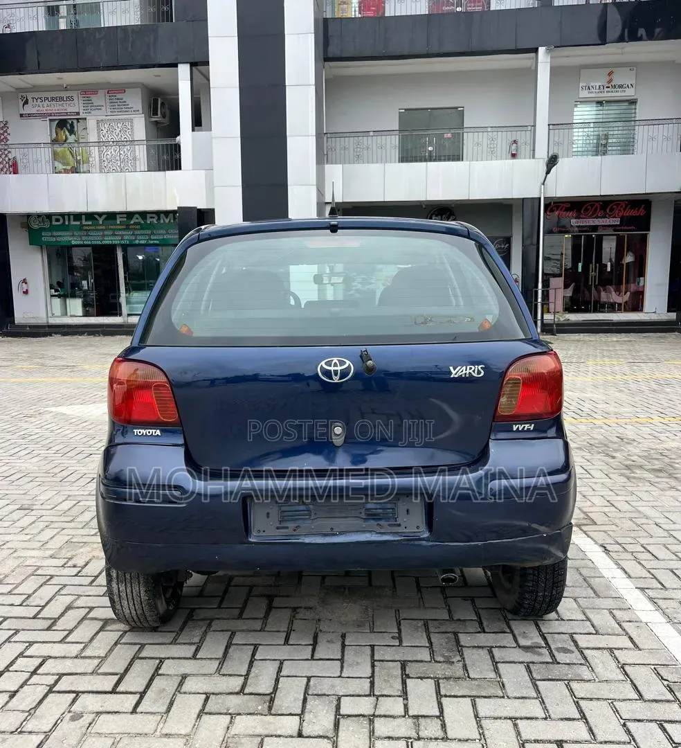 Toyota Yaris 2004 Blue