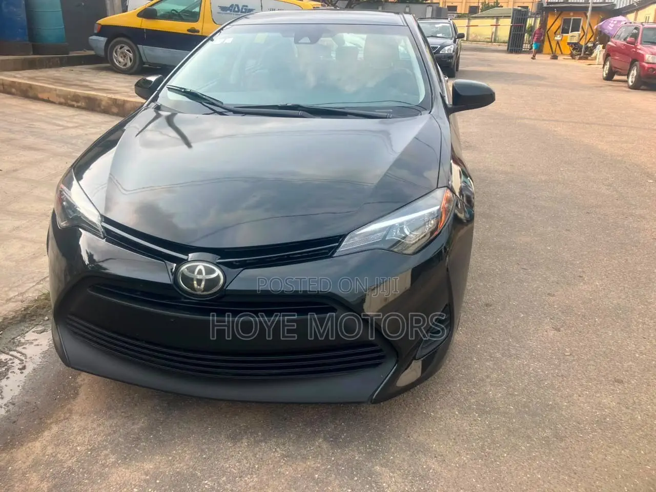 Toyota Corolla LE (1.8L 4cyl 2A) 2019 Black
