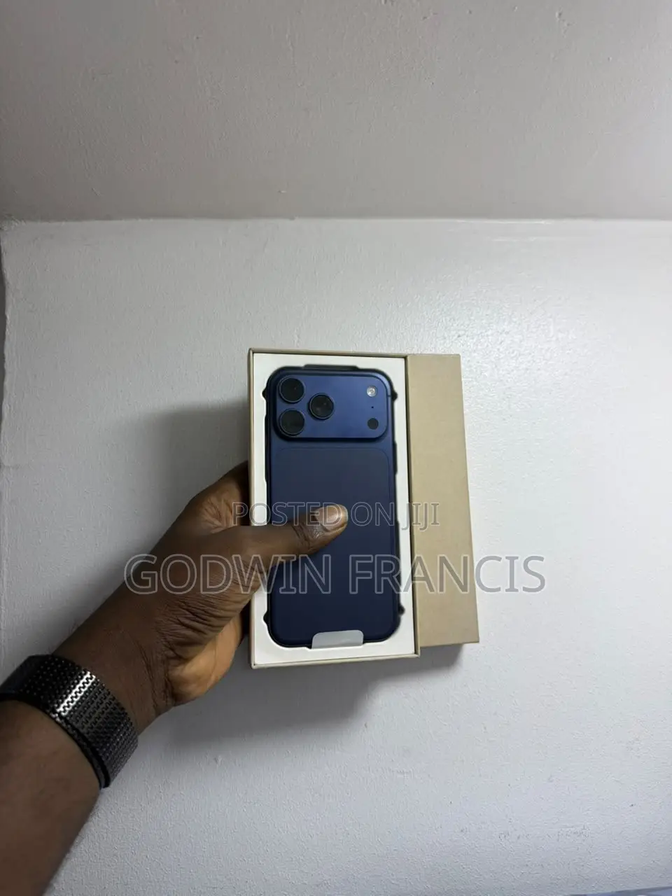 New Apple iPhone 17 Pro Max 256 GB Blue