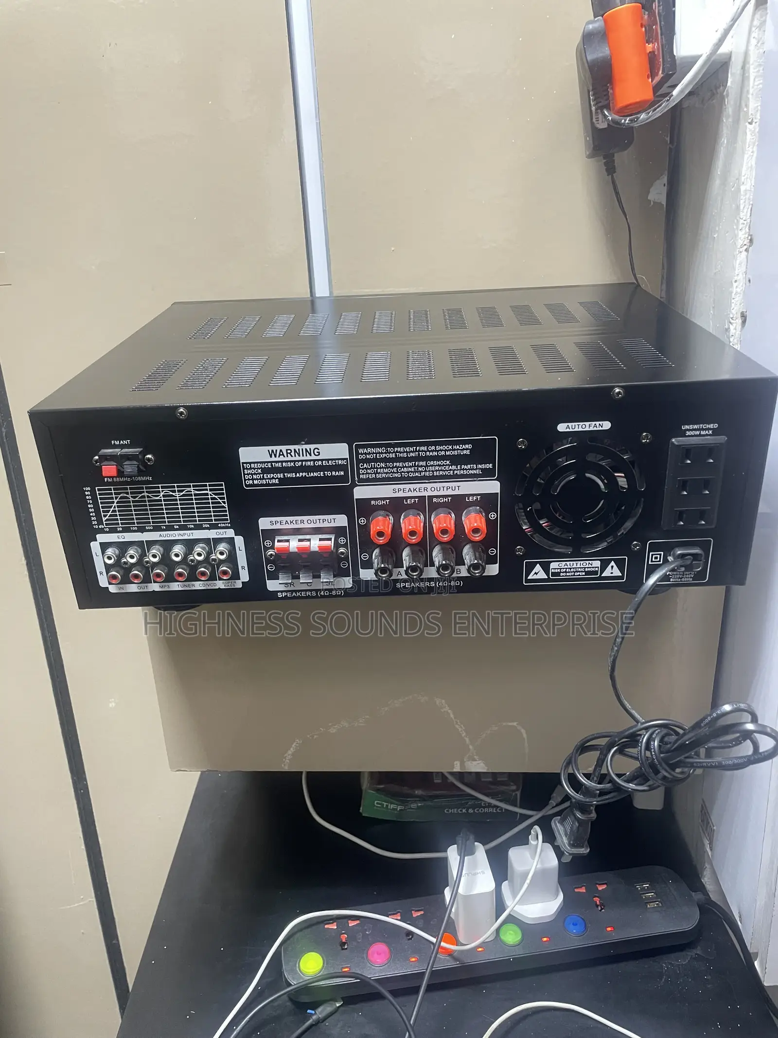 Titanic Table Top Amplifier